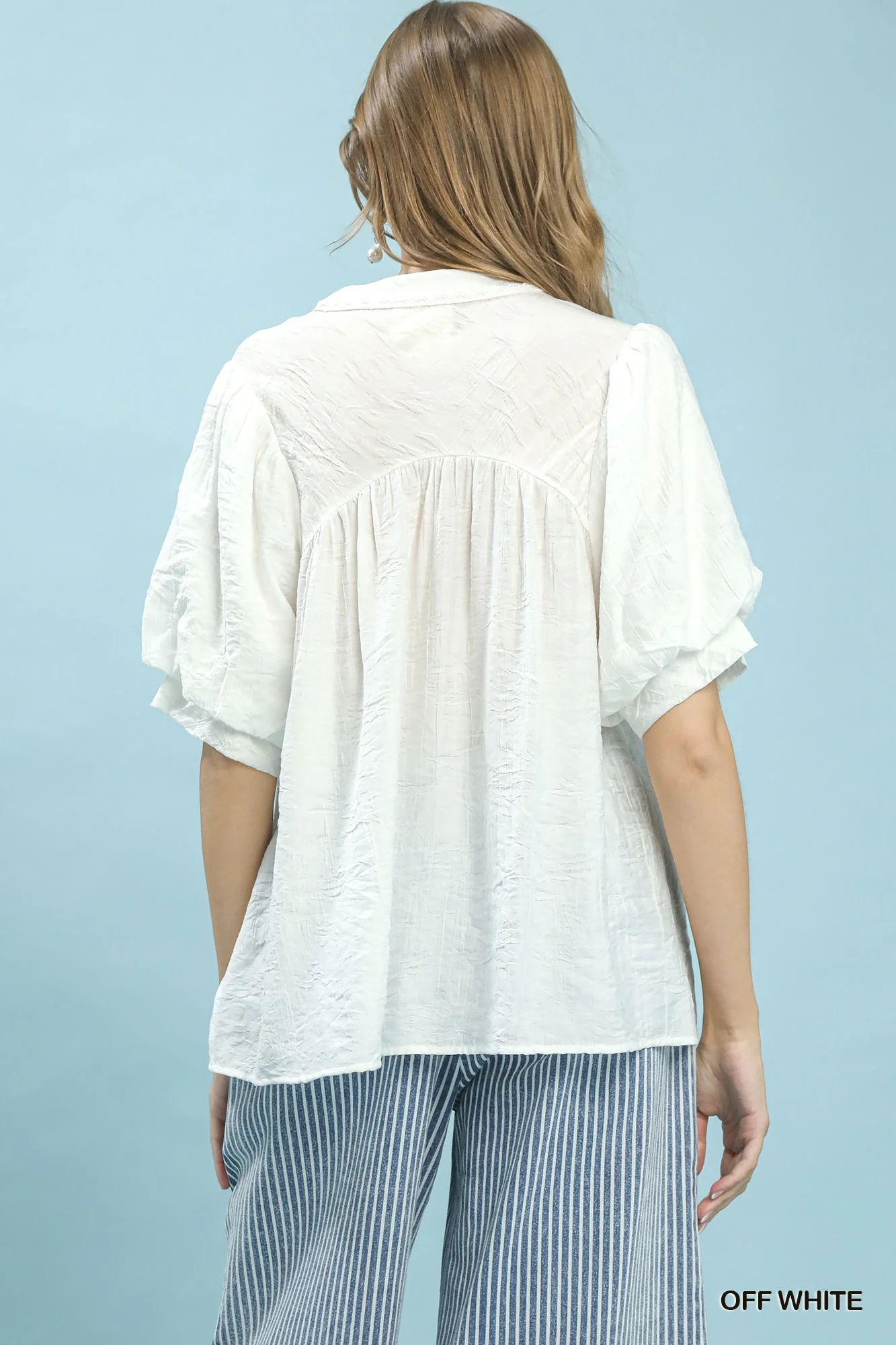 Umgee Textured Lace Trim V-Neck Boho Blouse - Image 3