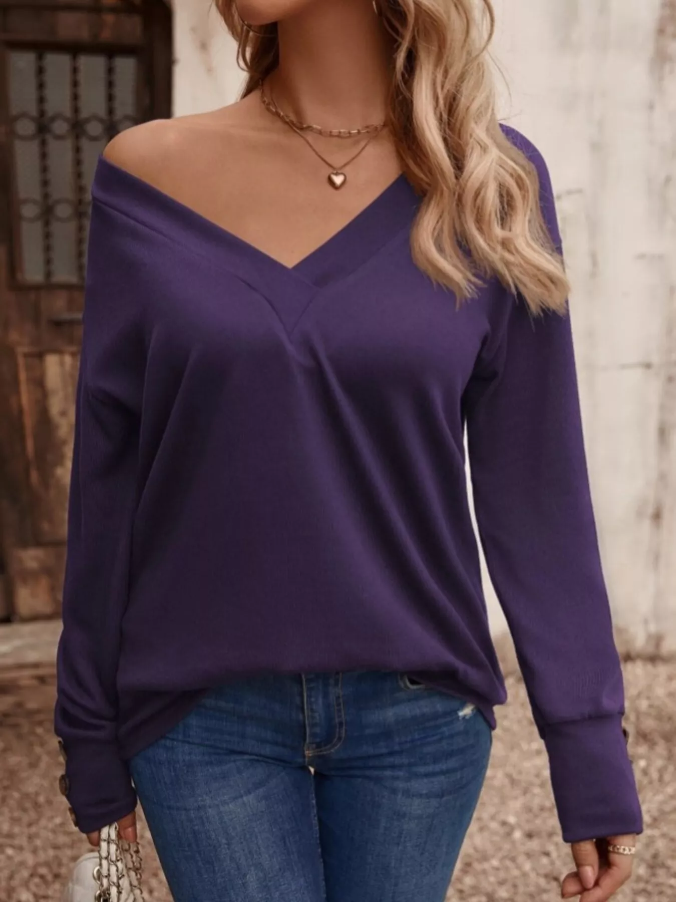 V-Neck Long Sleeve T-Shirt - Image 11