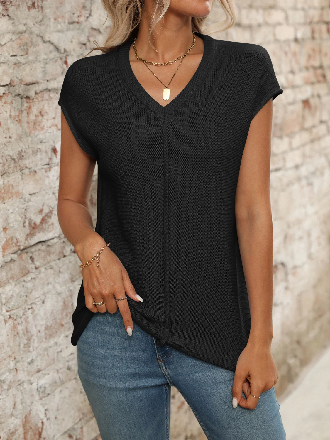 V-Neck Short Sleeve Knit Top - Image 9