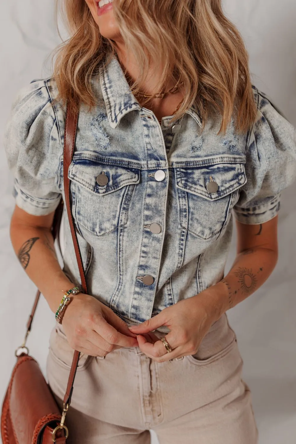 Wash Buttoned Chest Pocket Puff Sleeve Denim Jacket - Image 3