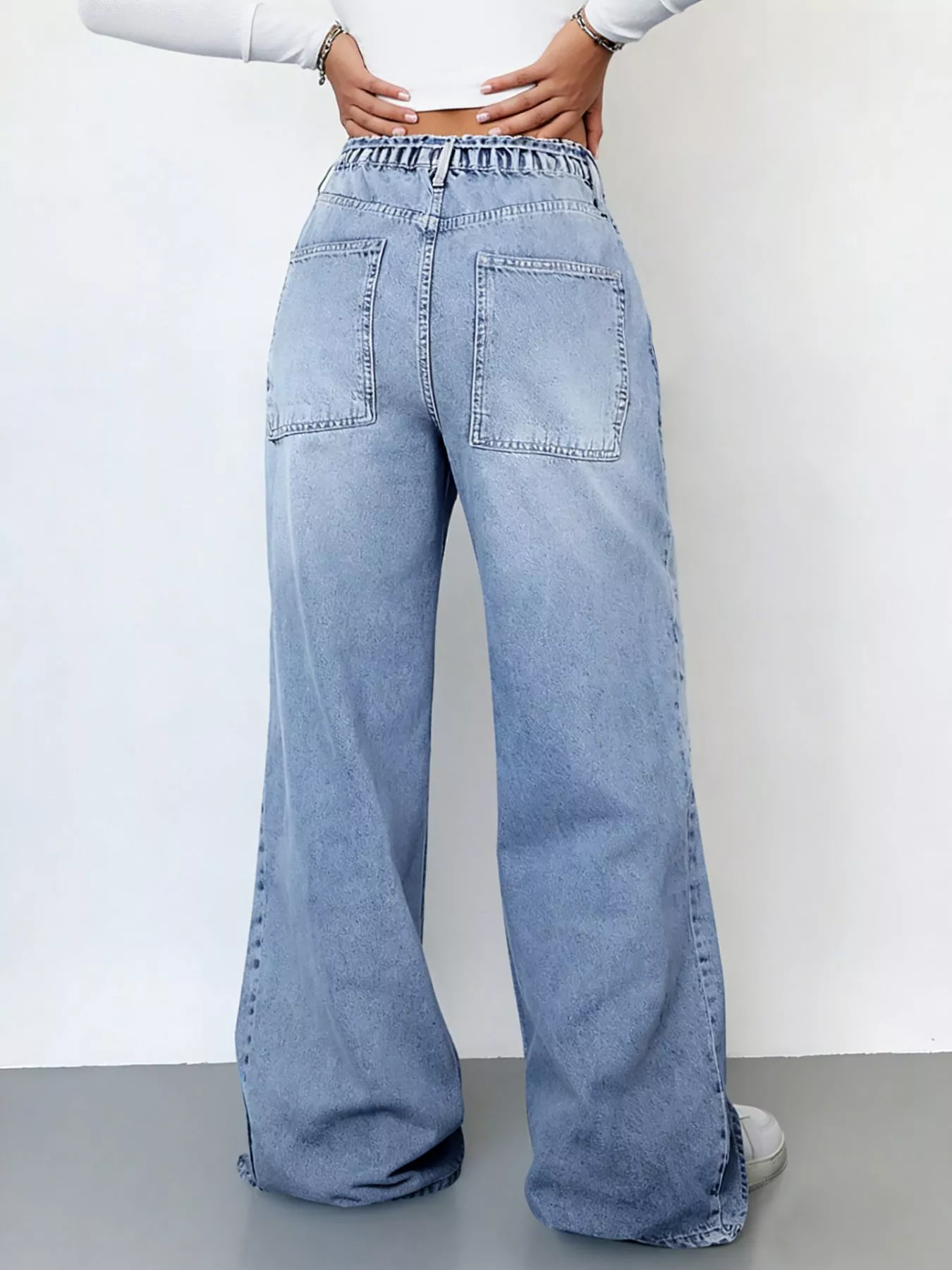 Wash Wide Leg Cargo Jeans - Image 4