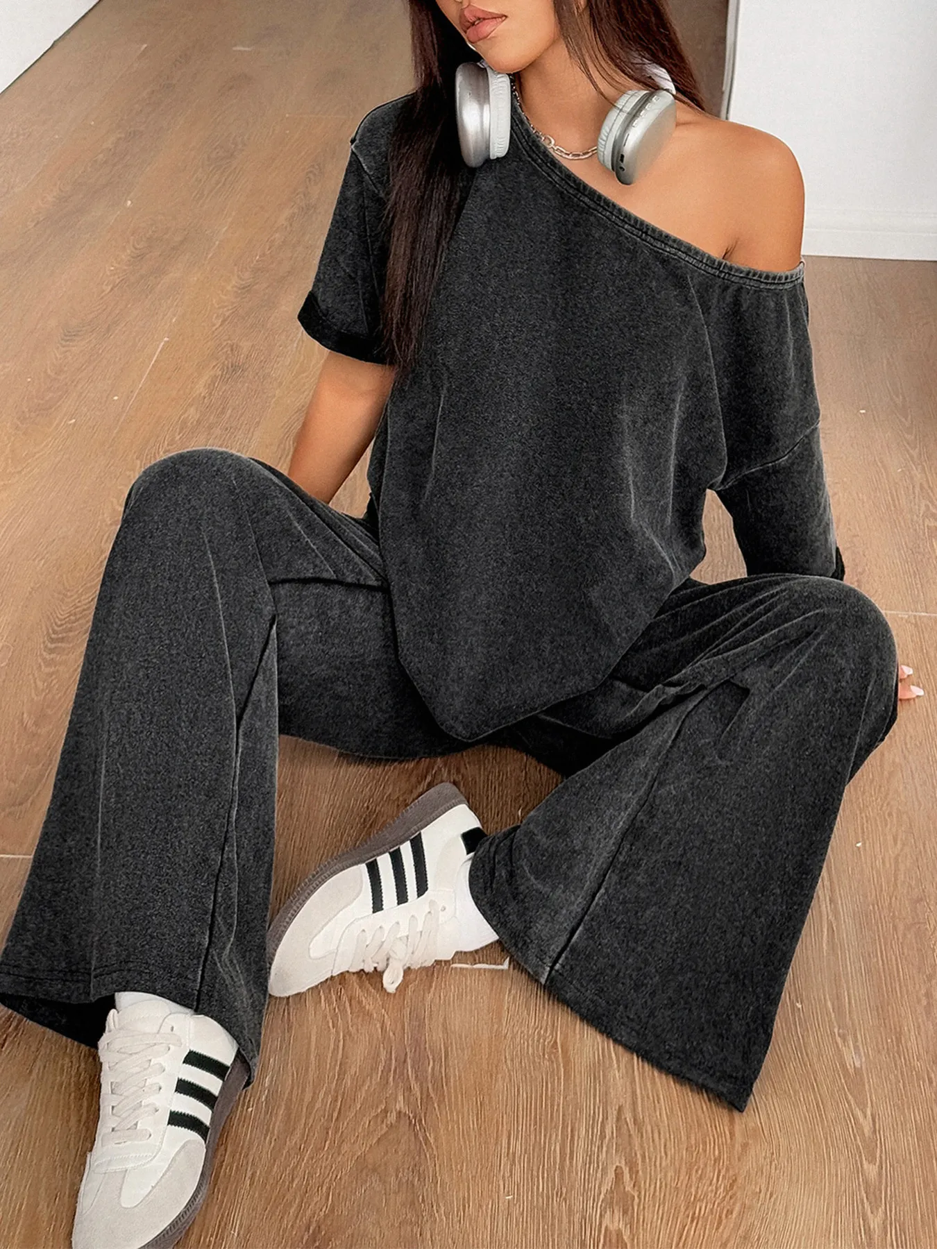 Washed Boat Neck T-Shirt and Pants Set - Image 4