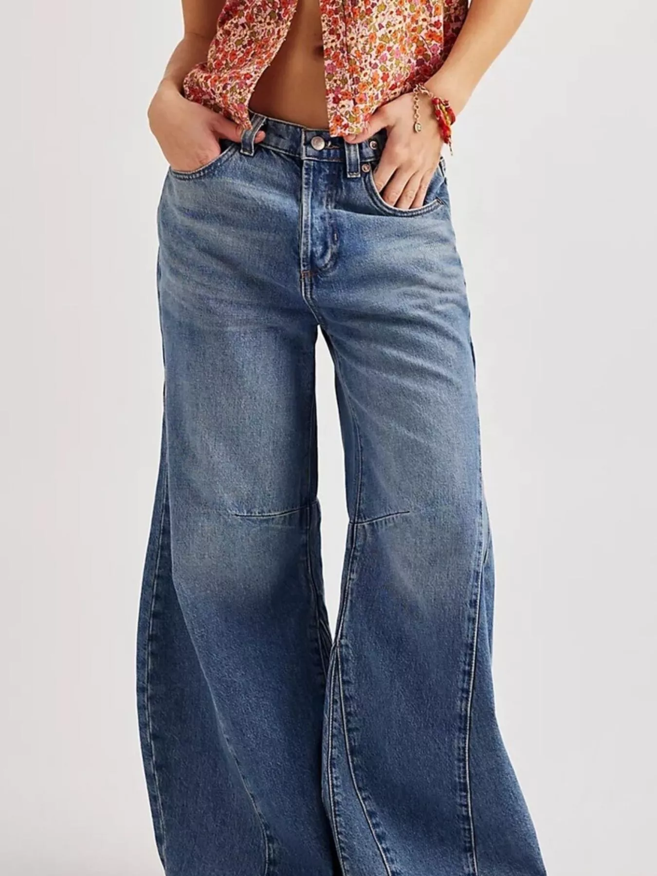 Washed Wide Leg Jeans - Image 7