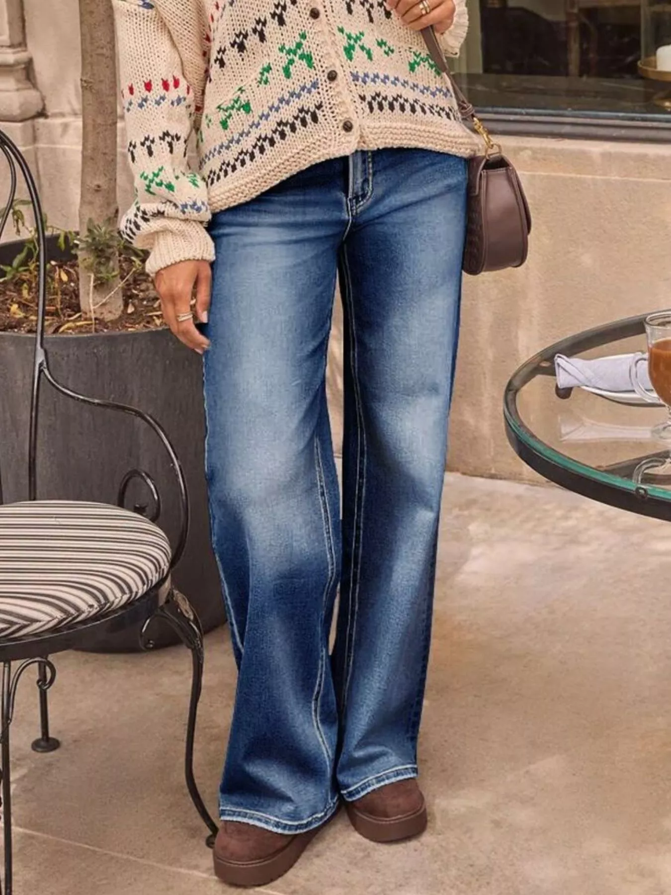 Washed Wide Leg Jeans - Image 11