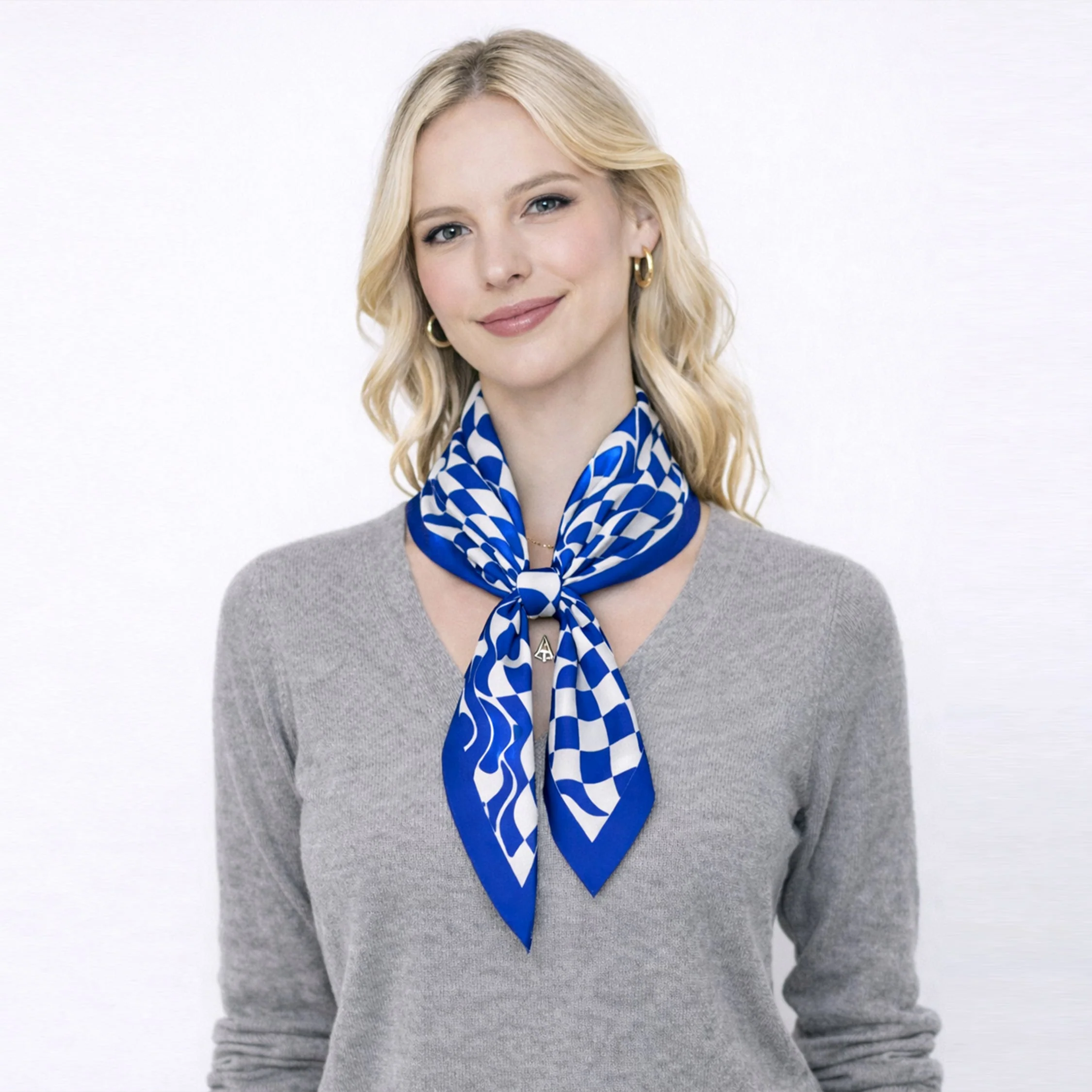 Wavy Square Print Square Scarf - Image 3