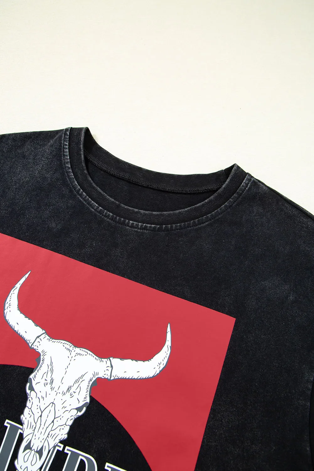 Western HOWDY Steer Head Print Side Slits Loose Fit T Shirt - Image 5