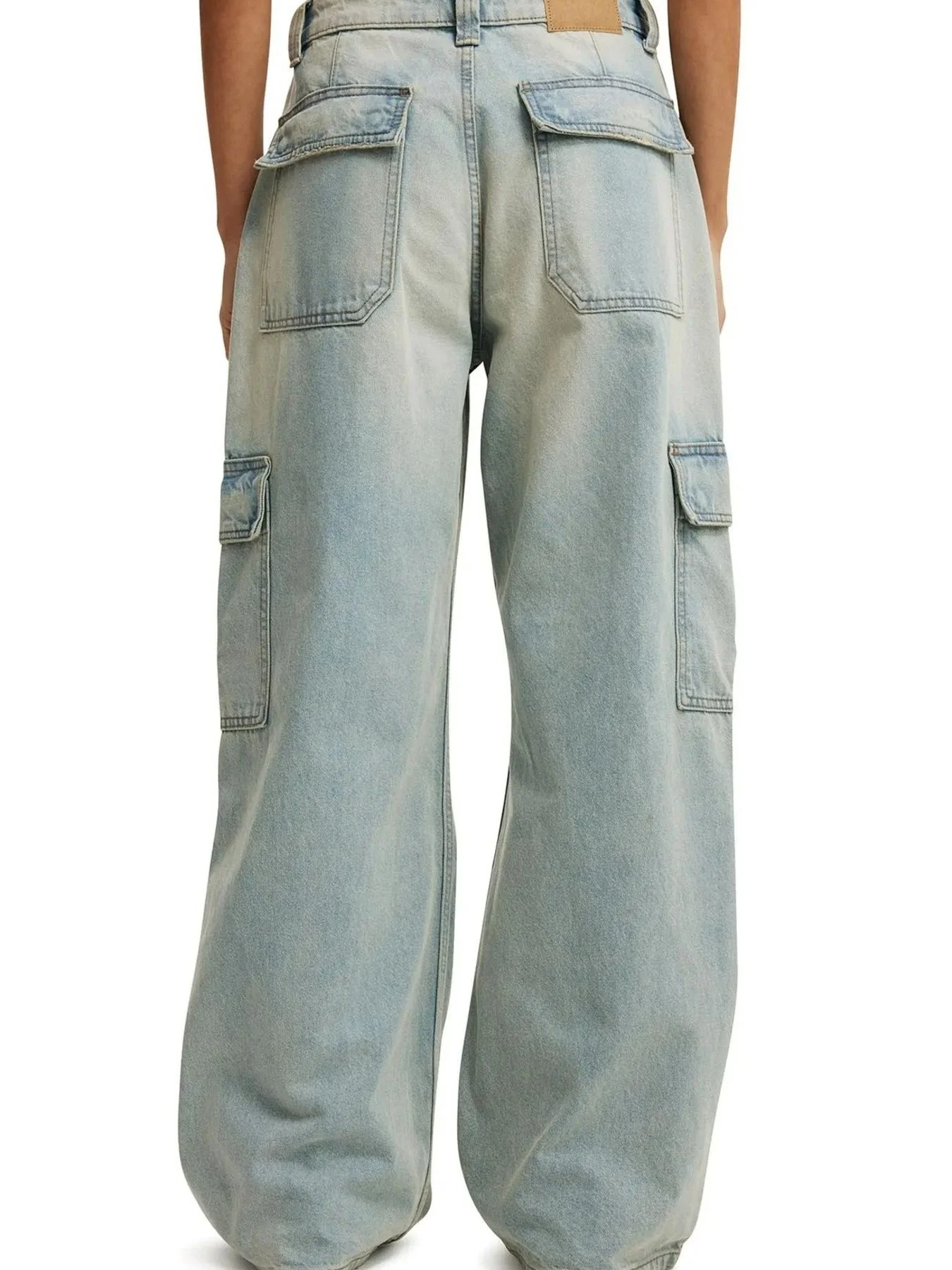 Wide Leg Cargo Jeans - Image 11