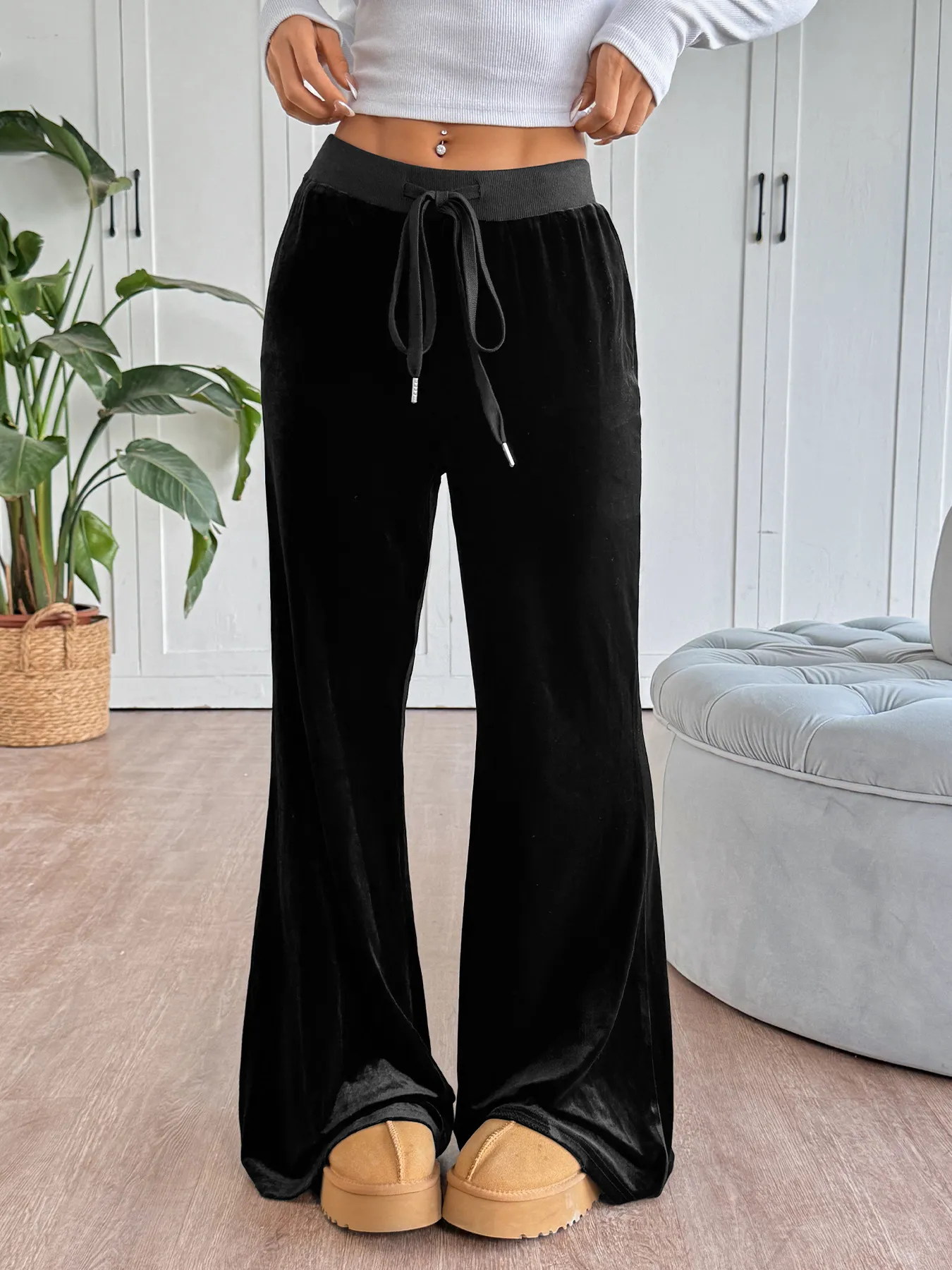 Wide-Leg Drawstring Pants - Image 4