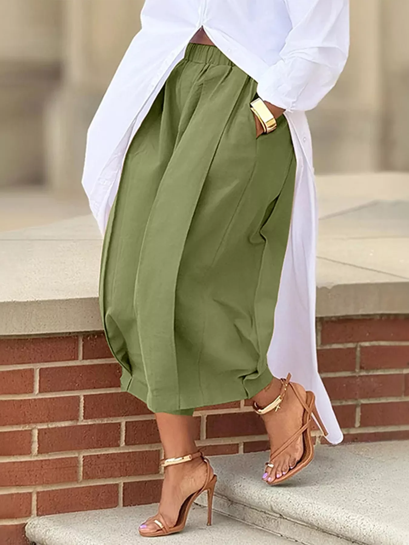 Wide Leg Pleated Detail Pants - Image 22