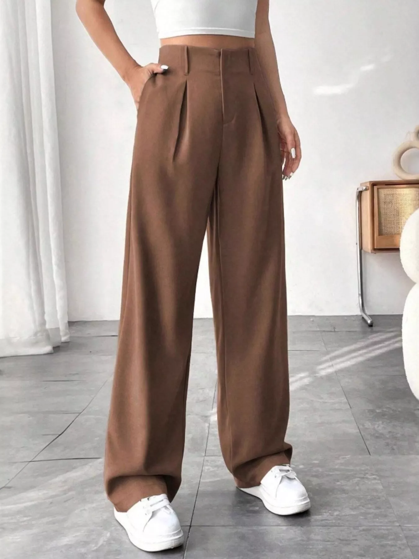 Wide Leg Pleated Pants - Image 13