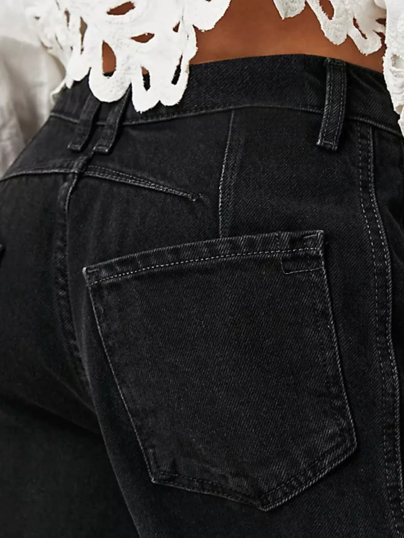 Wide Leg Relaxed Fit Jeans - Image 10