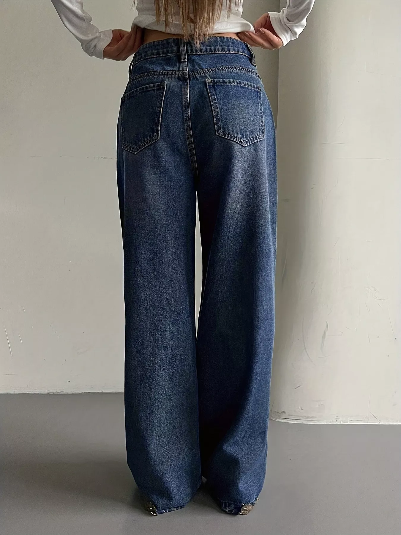 Wide Leg Vintage Wash Jeans - Image 5