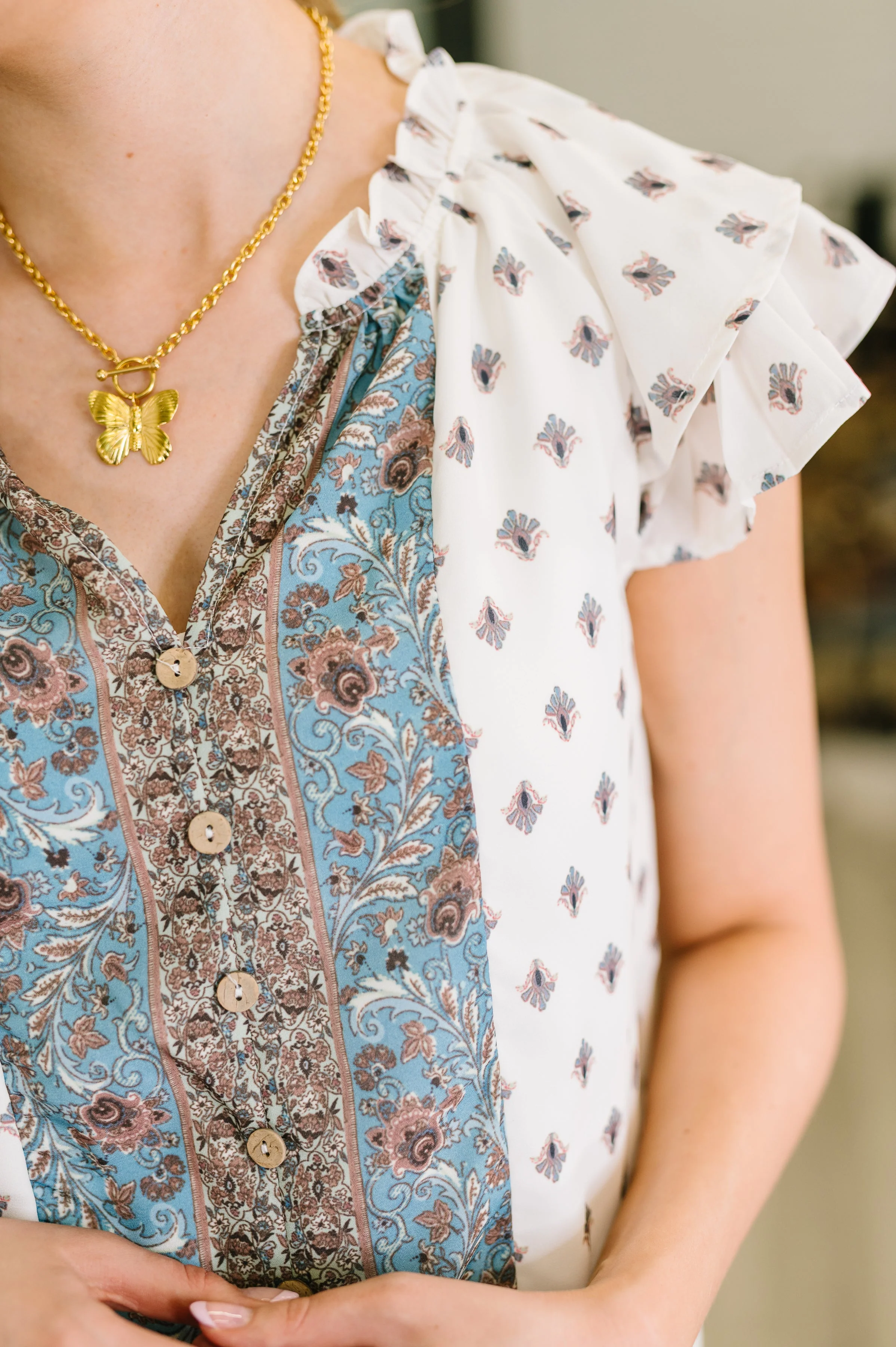 Willow Breeze Short Sleeve Blouse - Image 2